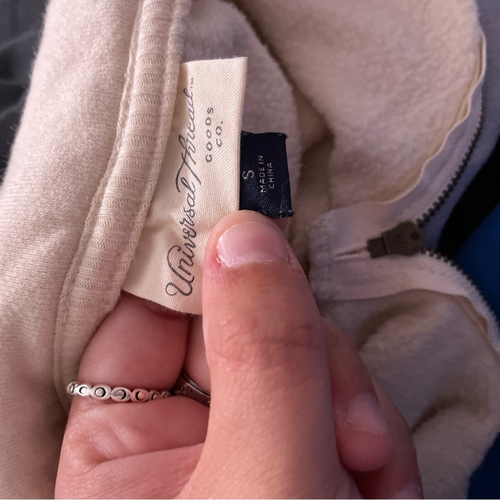 1/4 zip - Picture 4 of 4
